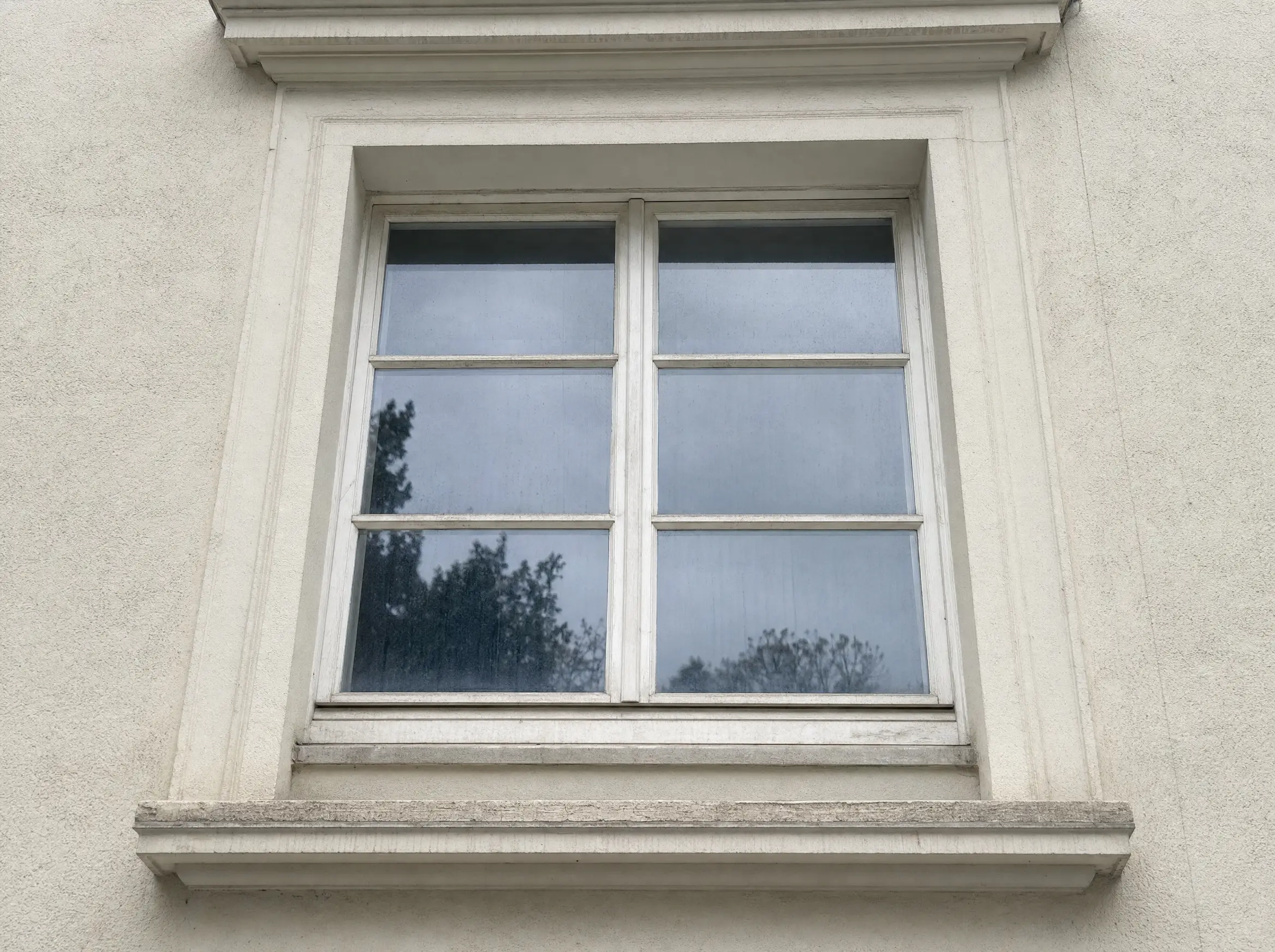 Vorher: Altbau-Sprossenfenster, 14 Stück in Heusteigviertel, Stuttgart